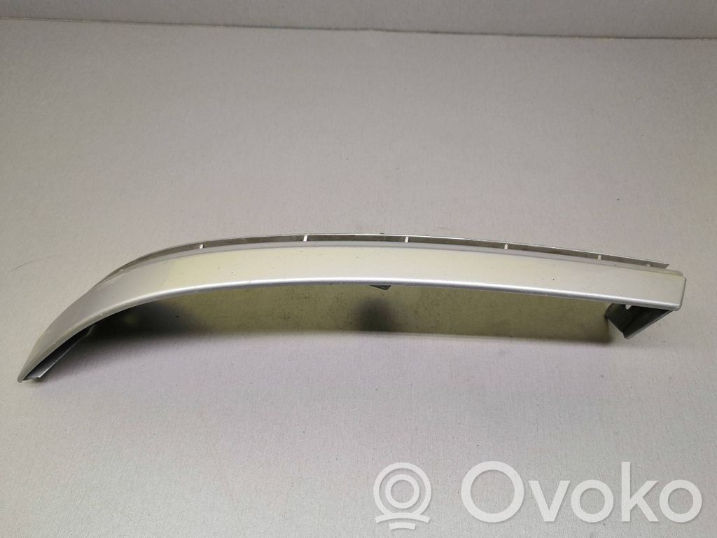 Opel Zafira A Listwa pod lampę przednią 