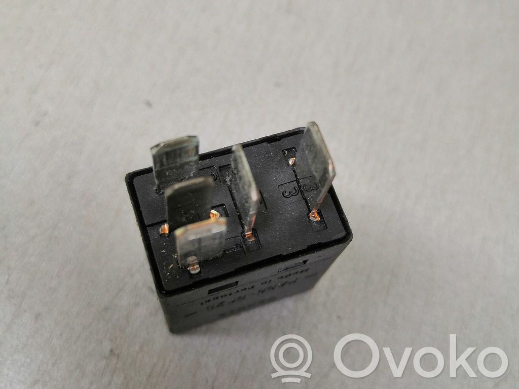 Volvo S40 Muu rele 