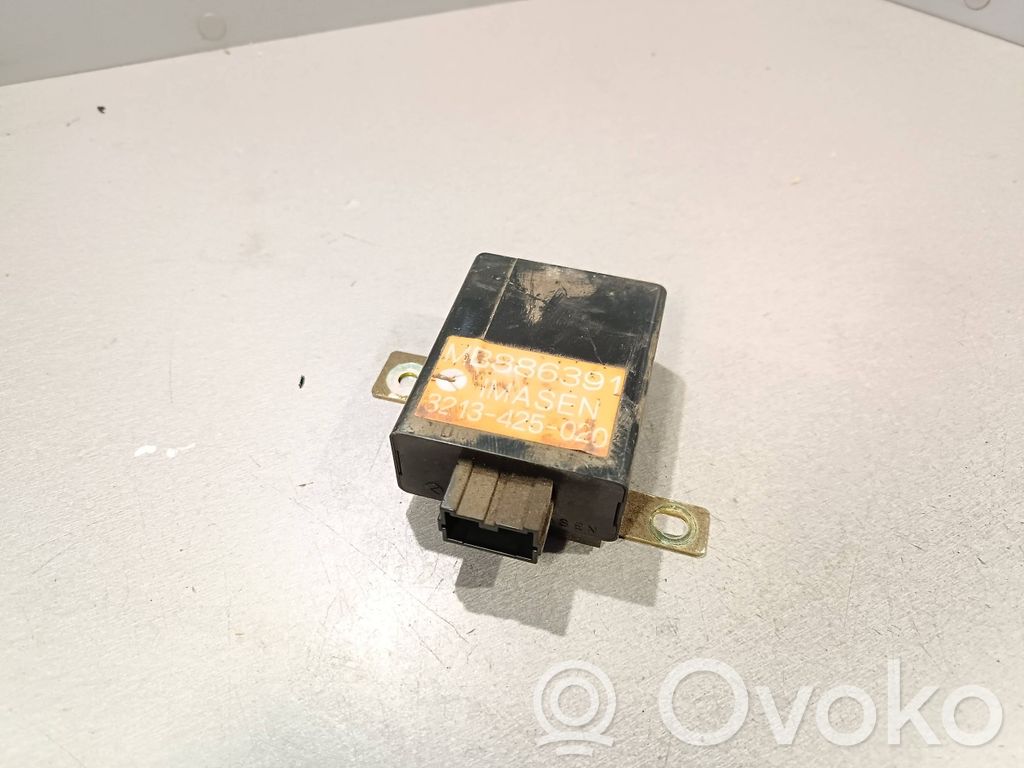 Mitsubishi Pajero Sonstige Steuergeräte / Module 
