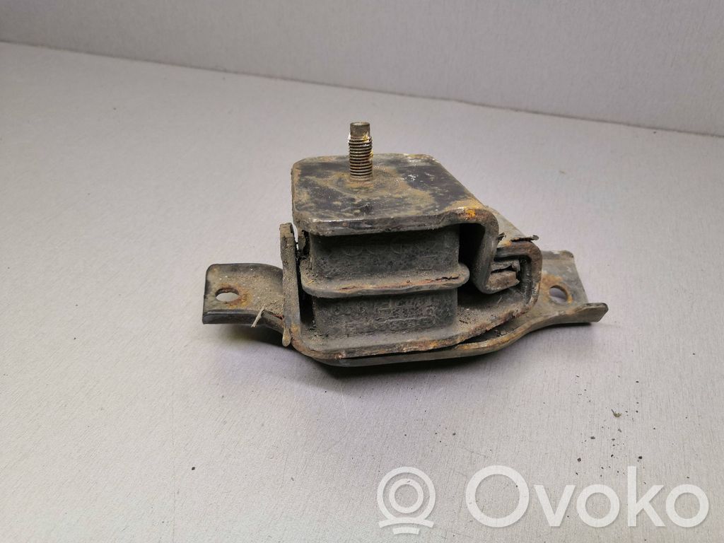 Engine mount bracket   41022FA090,1F5017
