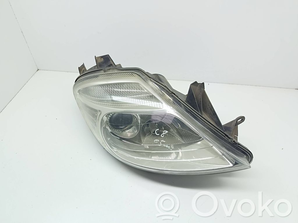 Phare frontale   E21269