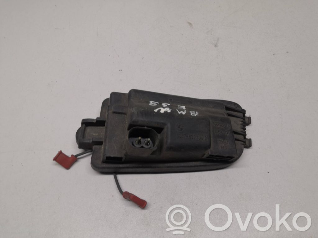 BMW 5 E39 Sumuvalon osa 