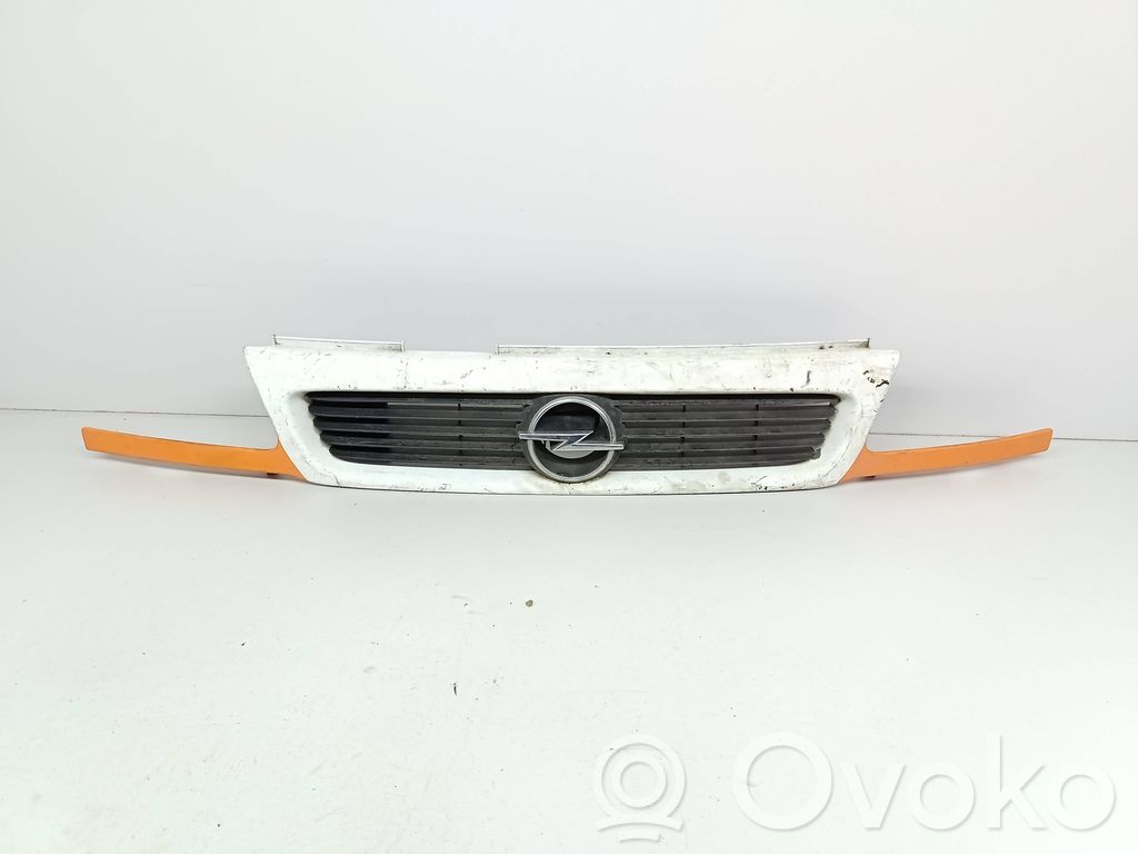 Opel Astra F Atrapa chłodnicy / Grill 