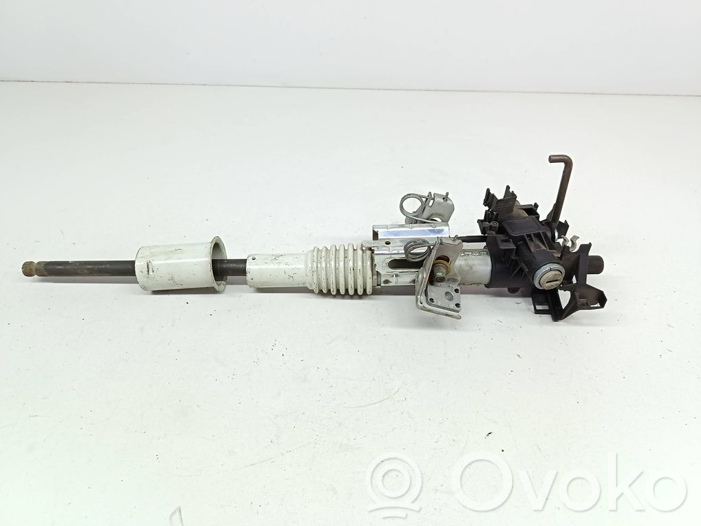 Opel Astra G Ohjauspyörän akseli 