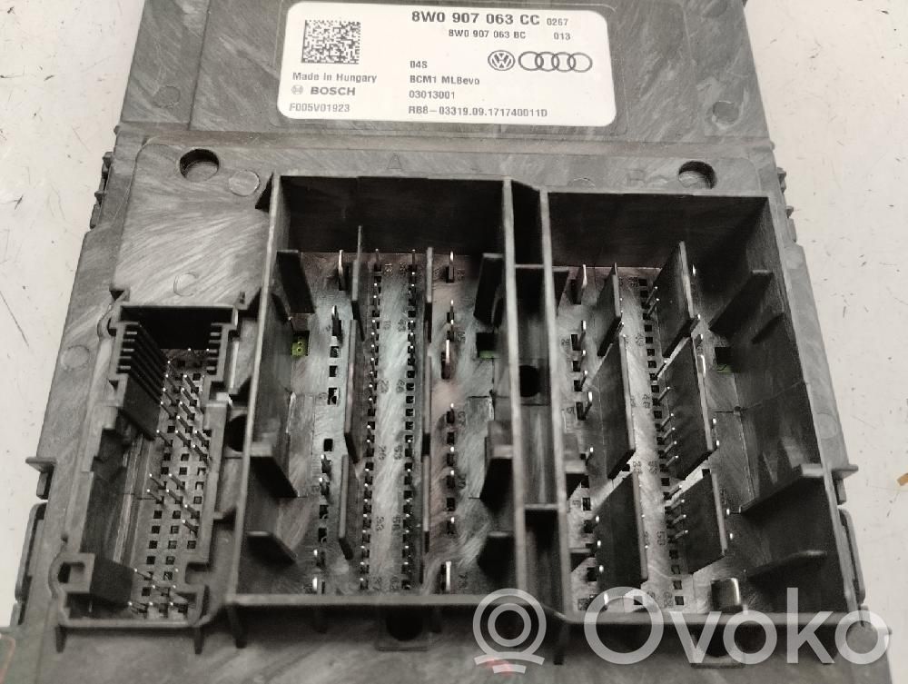 Module de fusibles   8W0907063CC