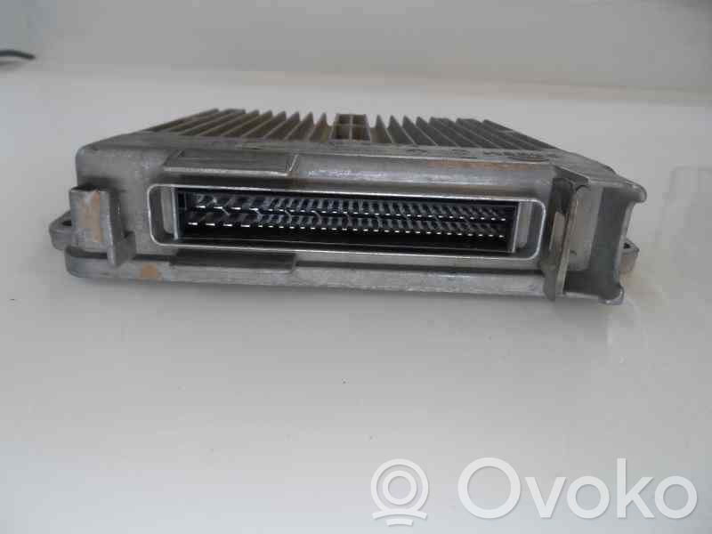 Unidad de control/módulo del motor   7700108489