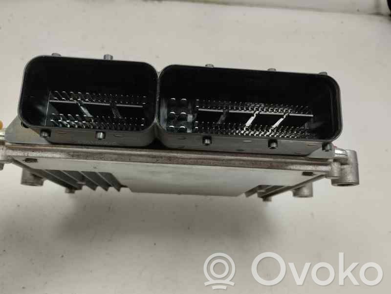 Unidad de control/módulo del motor   391102BRN2