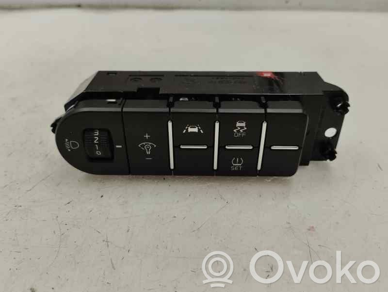 Interrupteur / bouton multifonctionnel   93700J7430