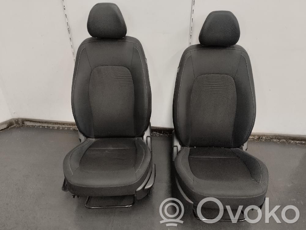 Hyundai i10 Set scaune