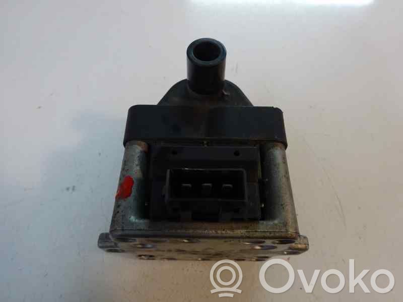 Volkswagen Polo III 6N 6N2 6NF Bobina di accensione ad alta tensione