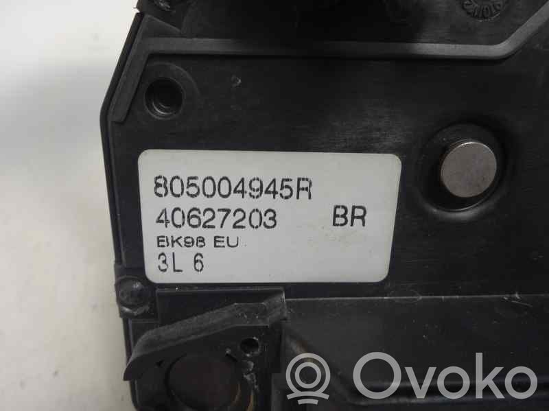 Renault Clio IV Zamek drzwi przednich 