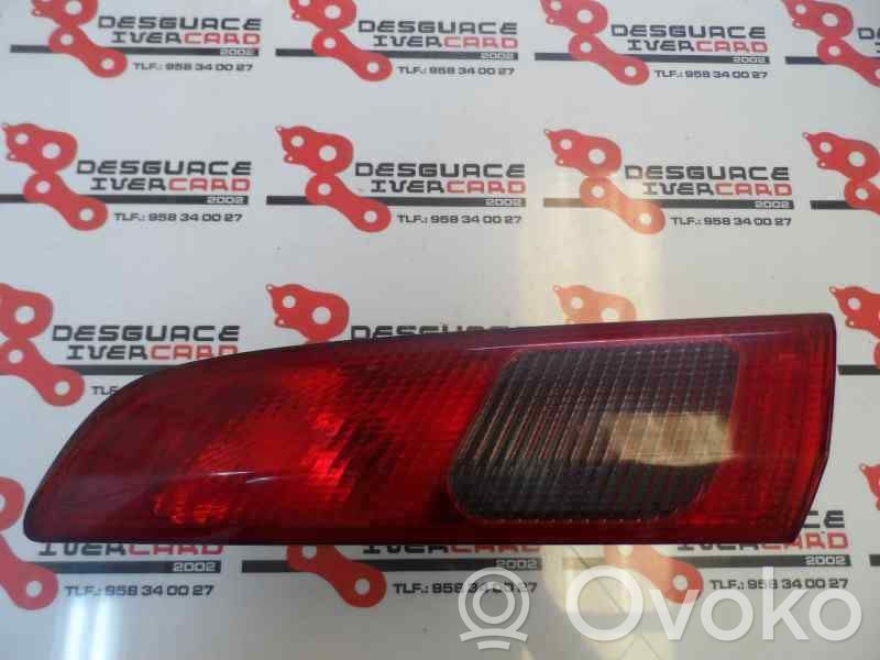 Alfa Romeo 156 Lampă spate în capacul portbagajului 