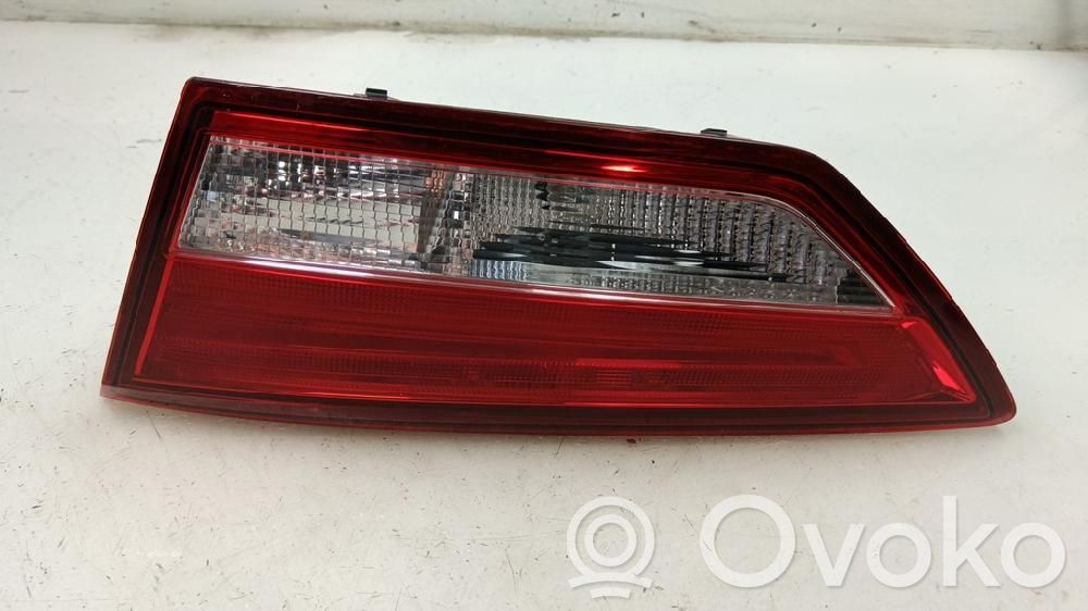 Seat Leon (5F) Feux arrière sur hayon