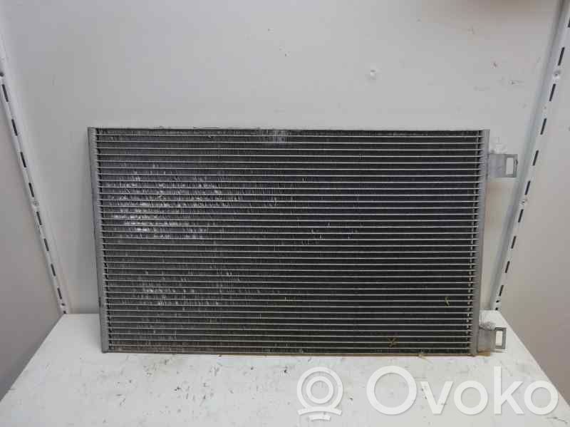 Radiateur condenseur de climatisation