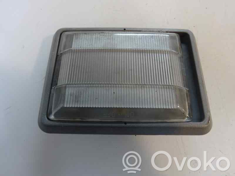 Luz del asiento delantero