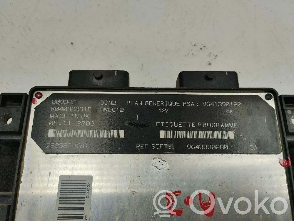 Unidad de control/módulo del motor   9641390180
