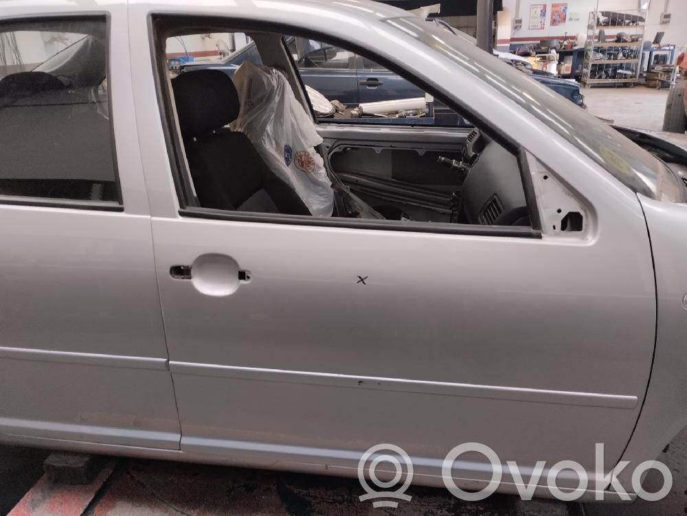 Porte avant