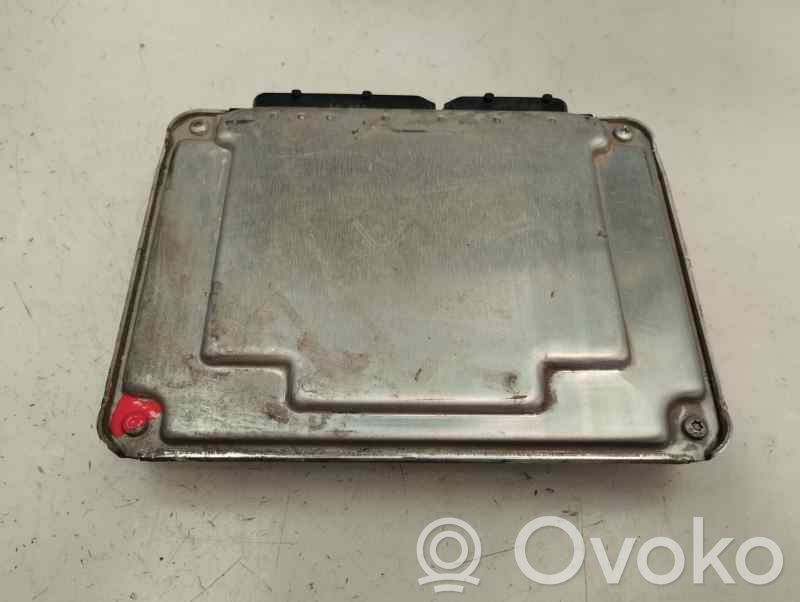 Unidad de control/módulo del motor   038906019NL