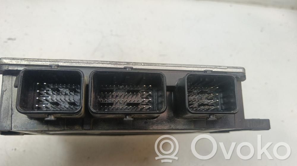 Centralina/modulo del motore   8200513058