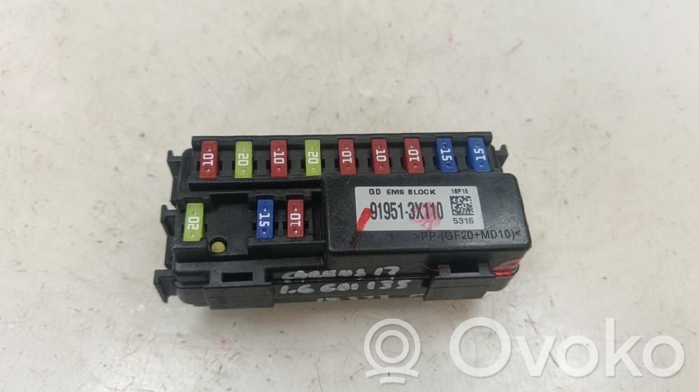 KIA Carens III Módulo de fusible