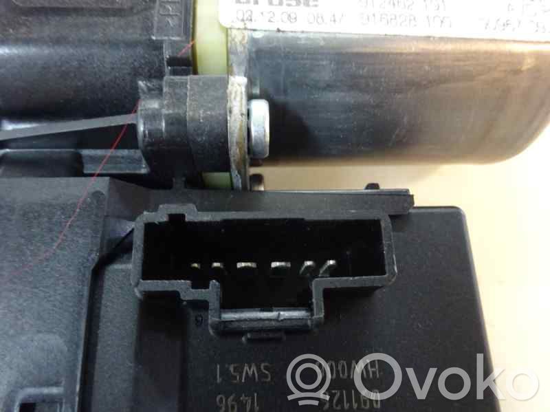 Renault Megane III Moteur de lève-vitre de porte avant