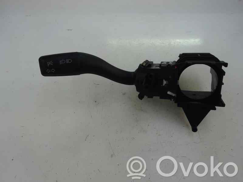 Audi A4 S4 B7 8E 8H Leva indicatori