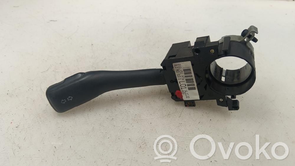 Suuntavilkun vipu   8L0953513G