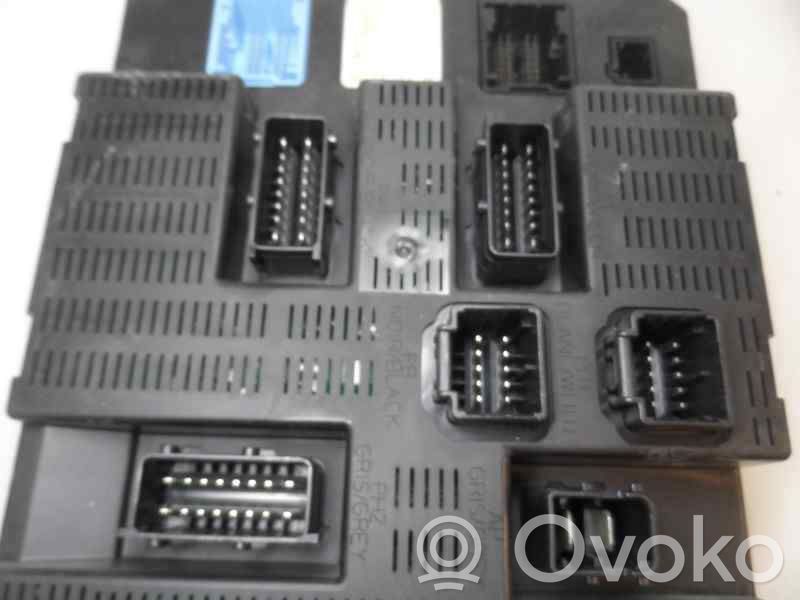 Módulo de fusible   9659285380