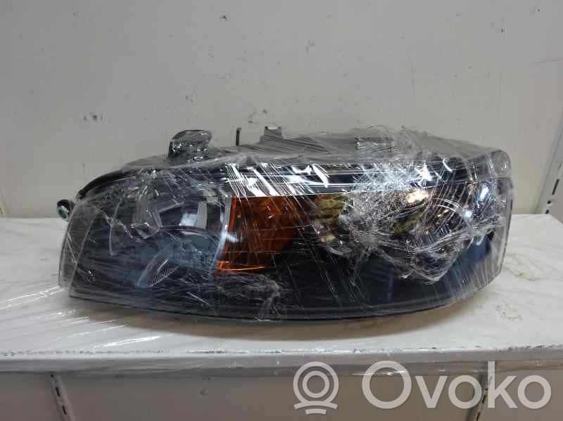 Fiat Punto (188) Lampa przednia 