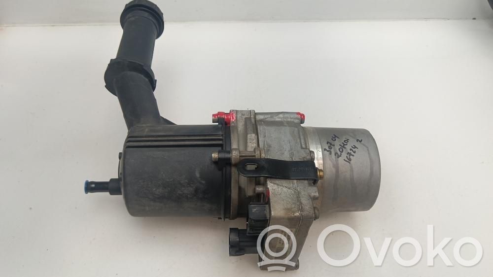 Ohjaustehostimen pumppu   9653624180