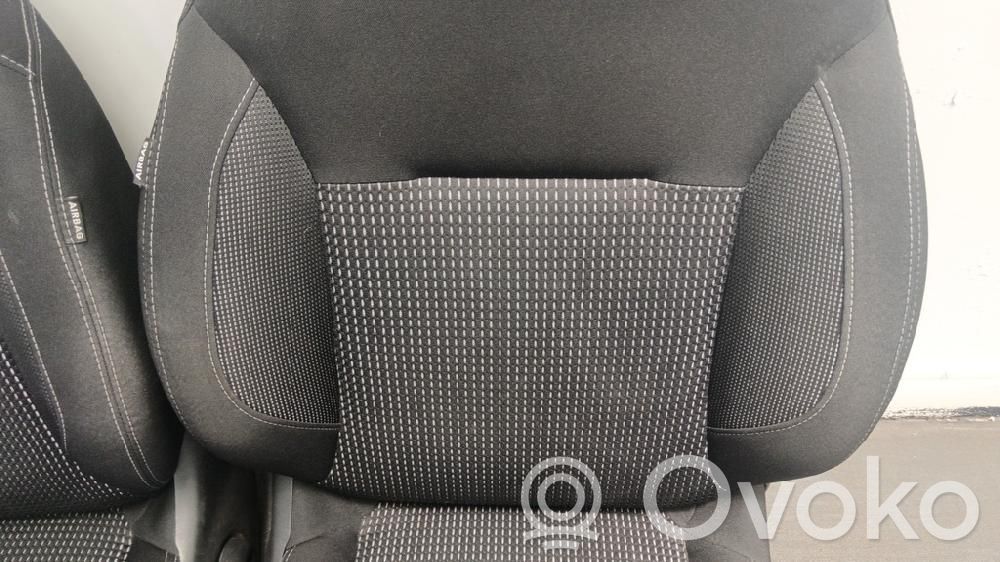 Peugeot 208 I Set sedili 
