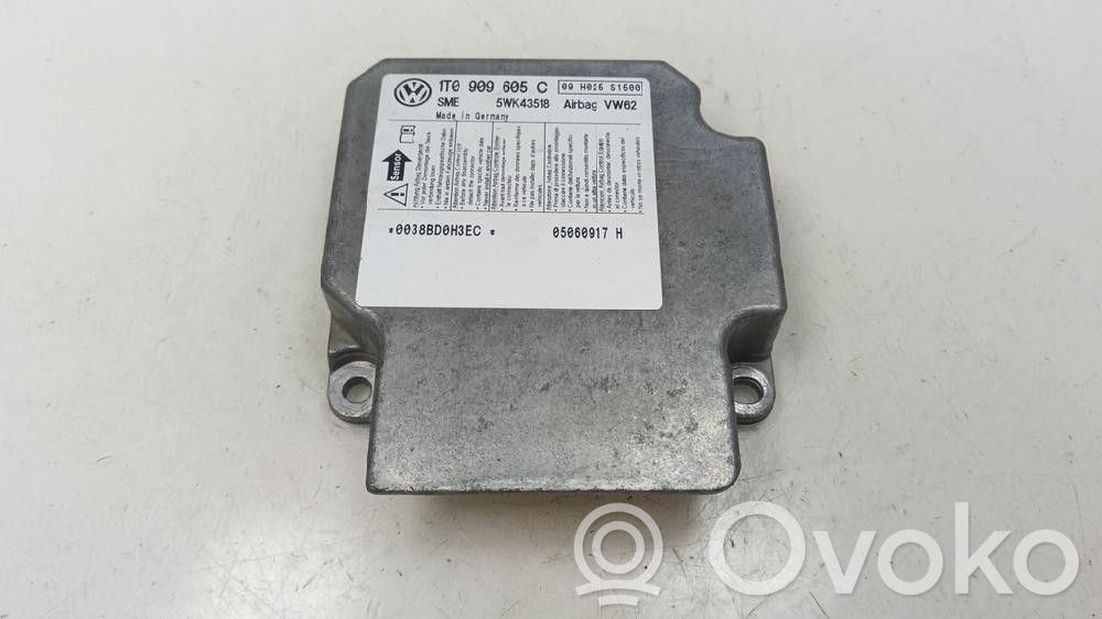 Volkswagen Touran I Module de contrôle airbag 
