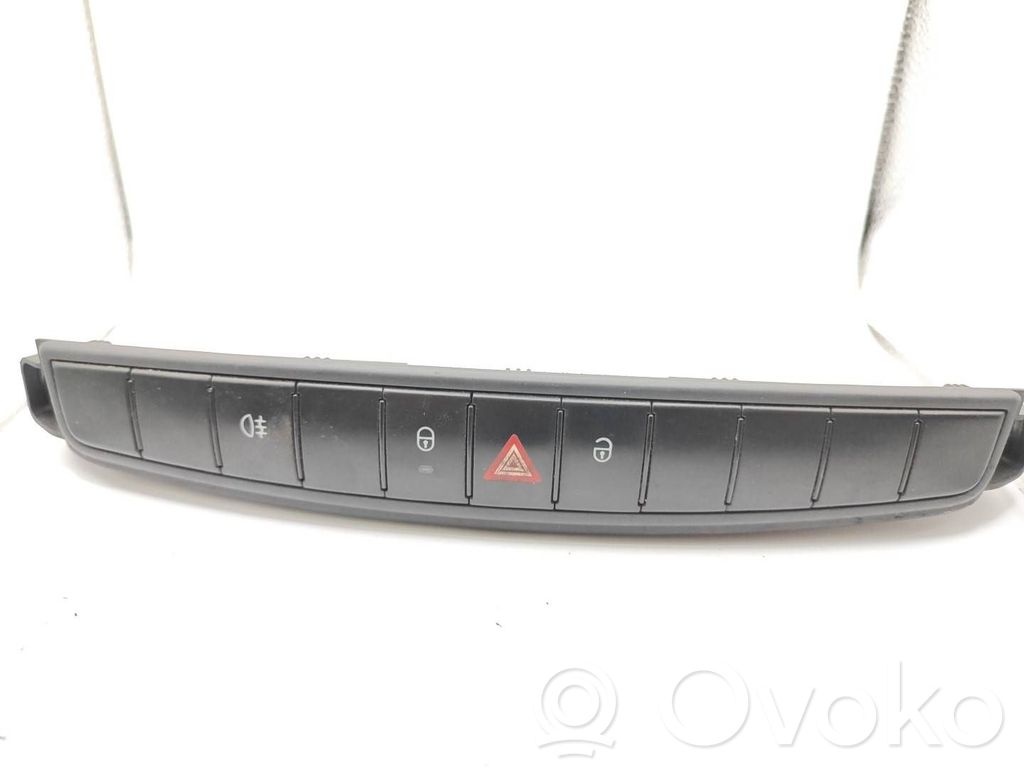 Hazard light switch   A4548202310,MN900321,61982209040