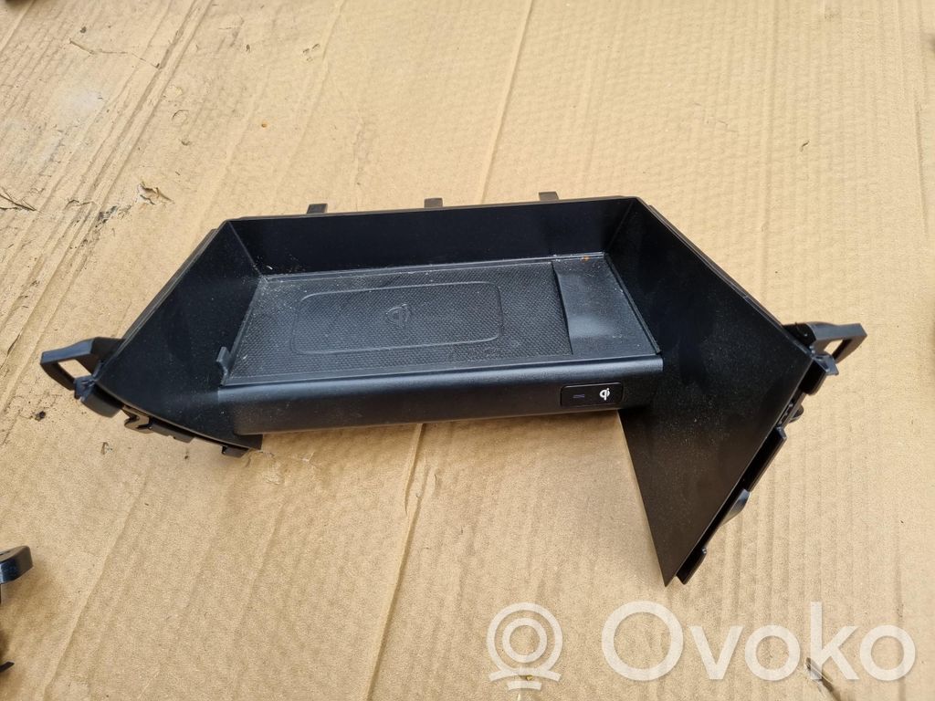 KIA Xceed Wireless charging module 