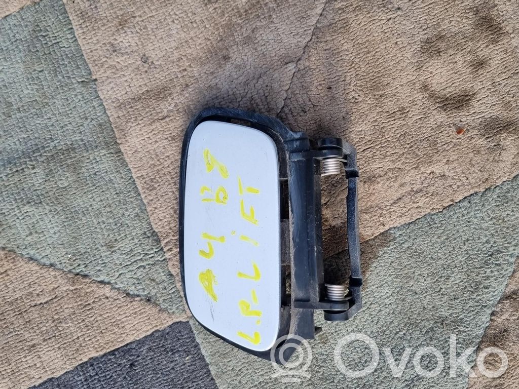 Audi A4 S4 B8 8K Zaślepka spryskiwacza lampy przedniej 