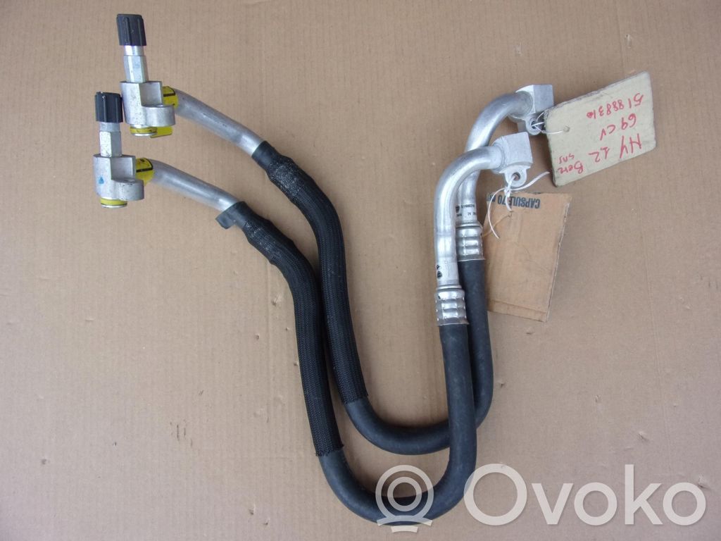 Ilmastointilaitteen putki (A/C)   51888310