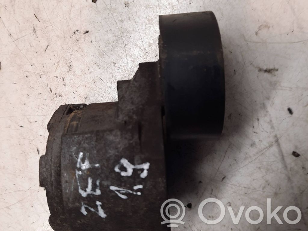 Opel Zafira B Ģeneratora siksnas spriegotājs 