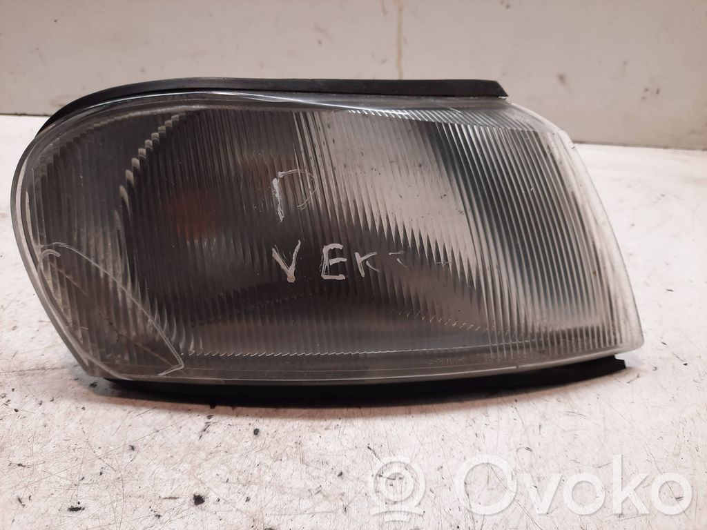 Front indicator light   90464684