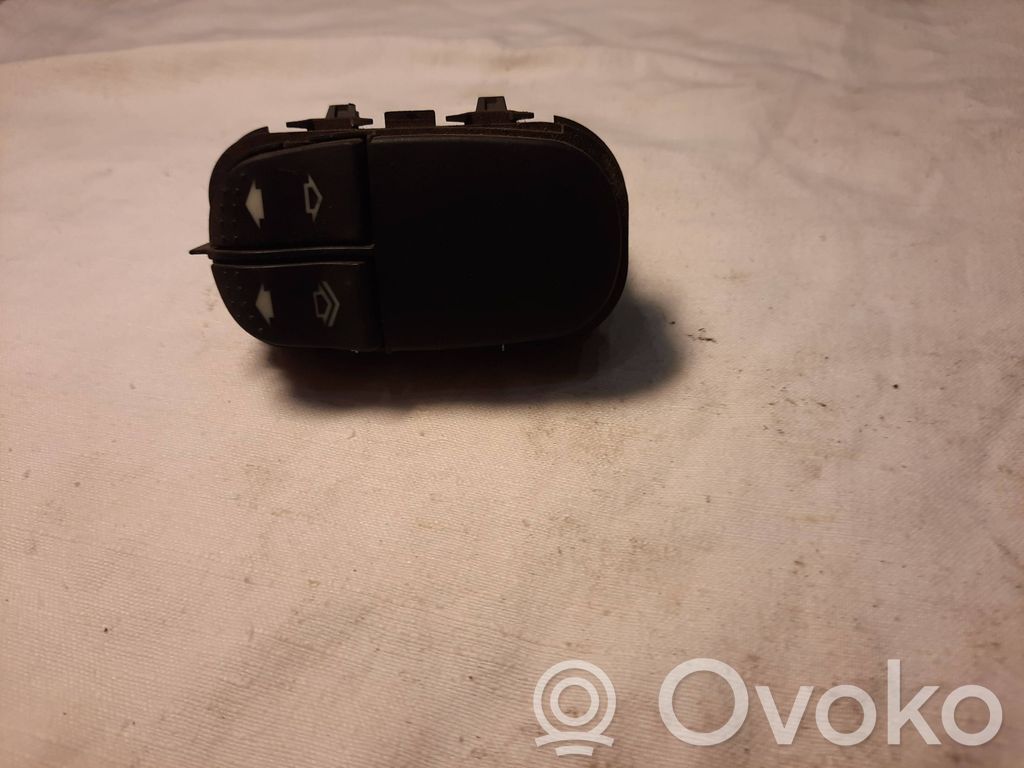 Ford Focus Electric window control switch 