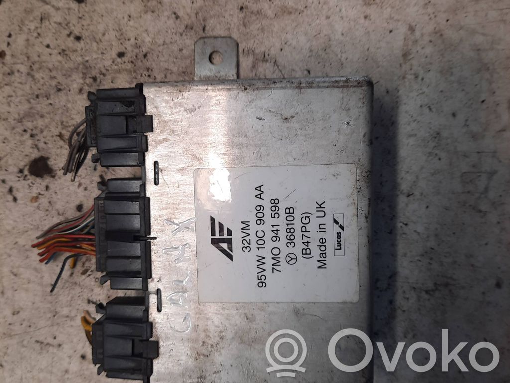 Mukavuusmoduuli   7M0941598,36810B,95VW10C909AA