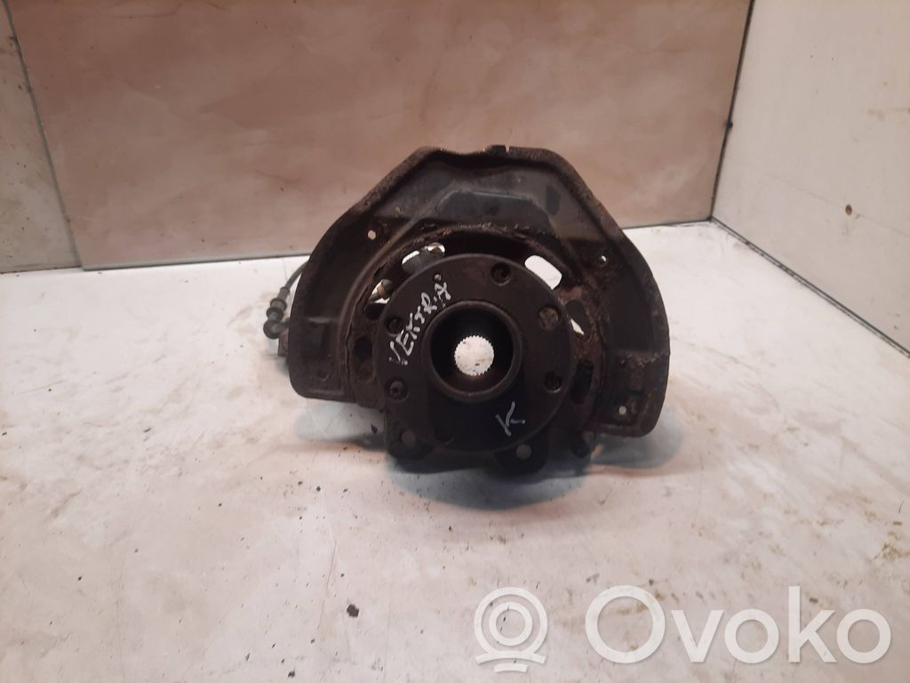Front wheel hub