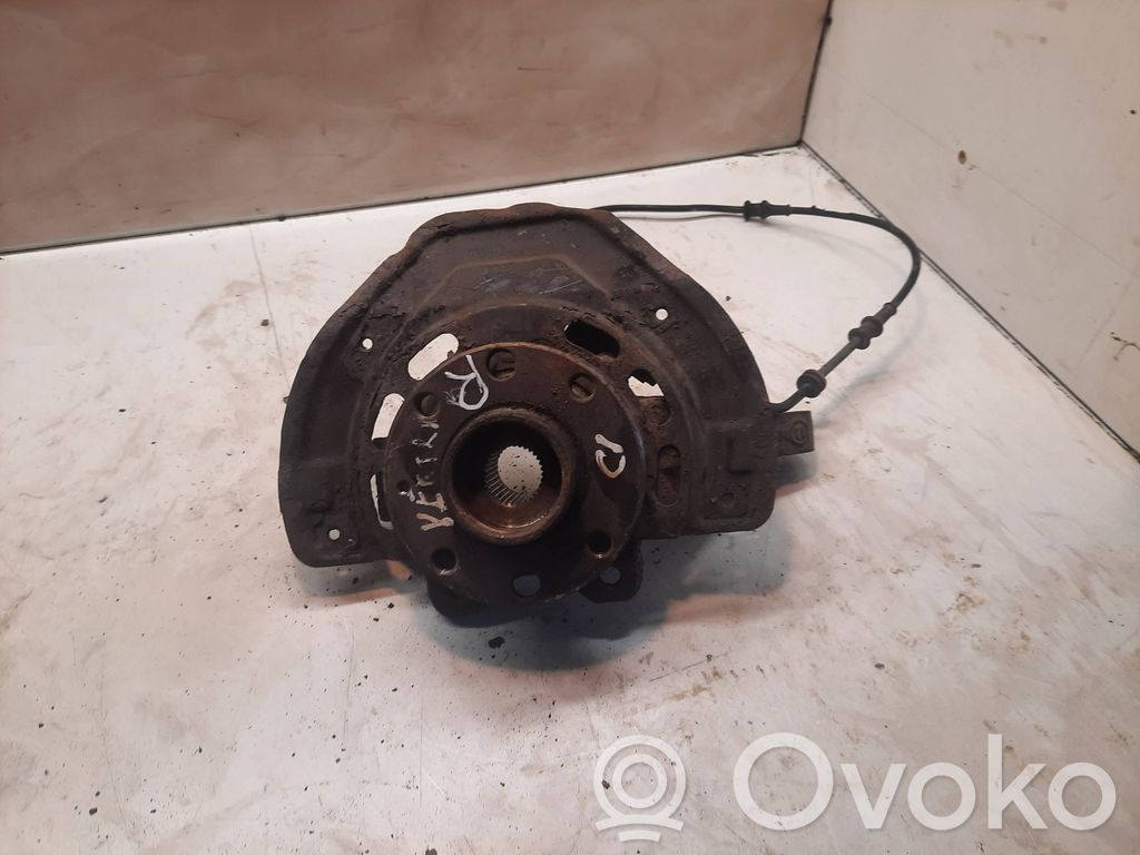 Front wheel hub