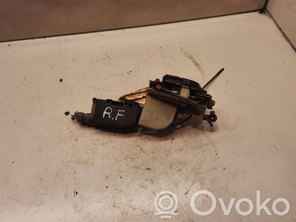 Opel Omega B1 Front door lock 