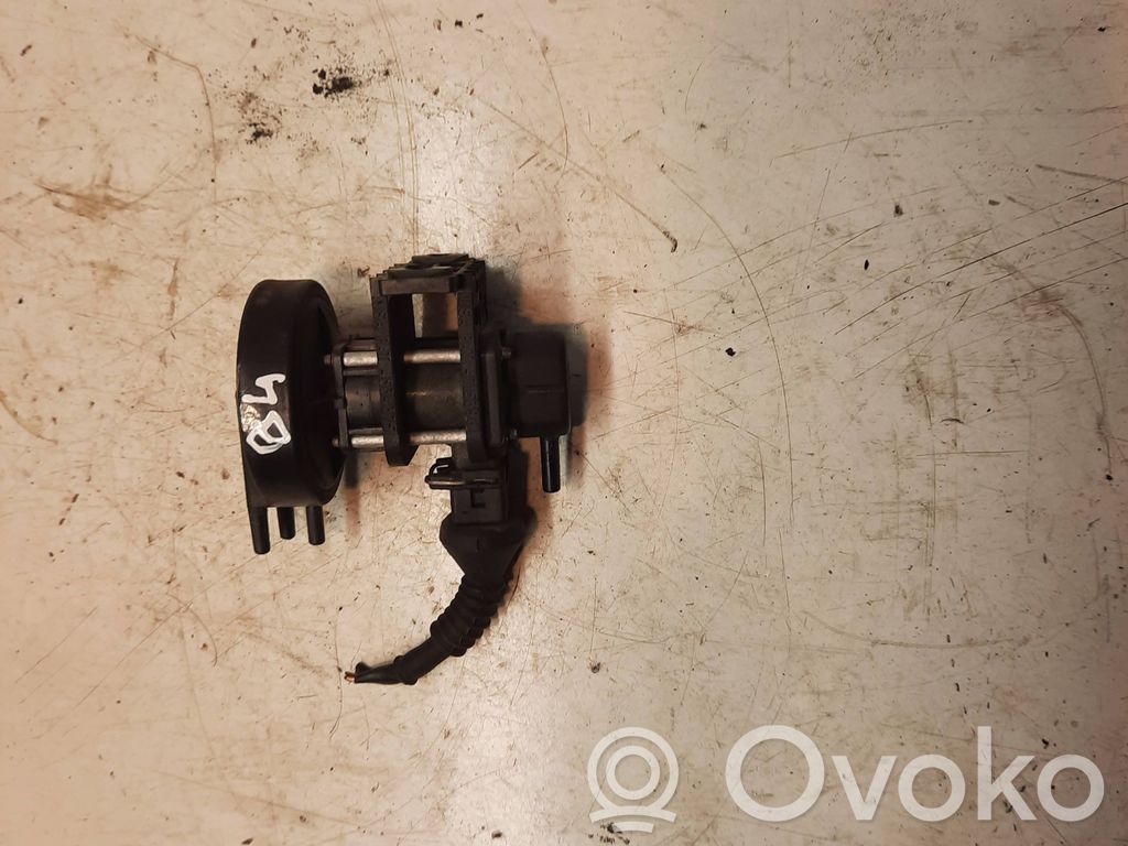 Electroválvula del turbo   4522371