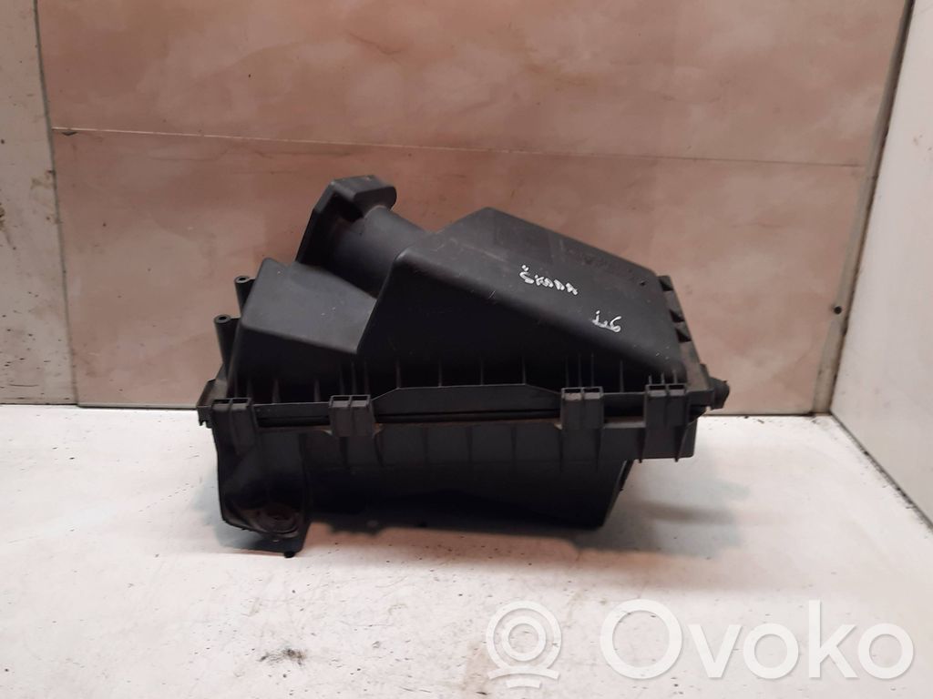 Skoda Octavia Mk1 (1U) Air filter box 