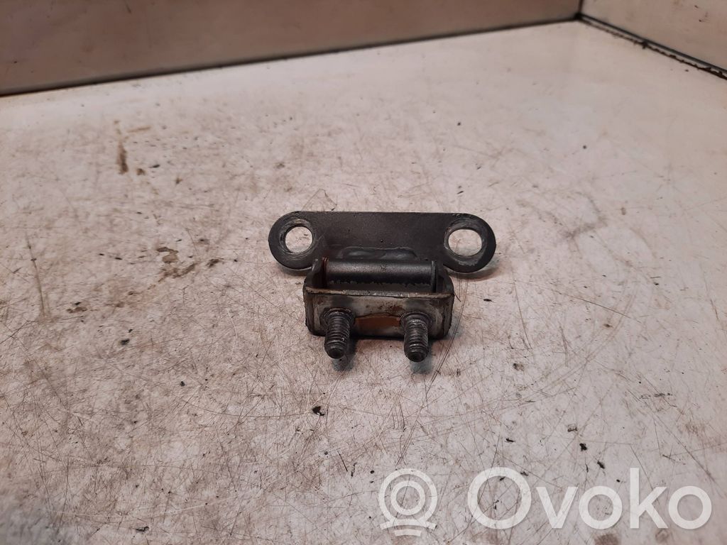 Toyota Corolla Verso E121 Tailgate/trunk/boot hinge 
