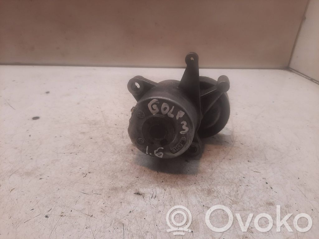 Volkswagen Golf III Diržo įtempėjas 