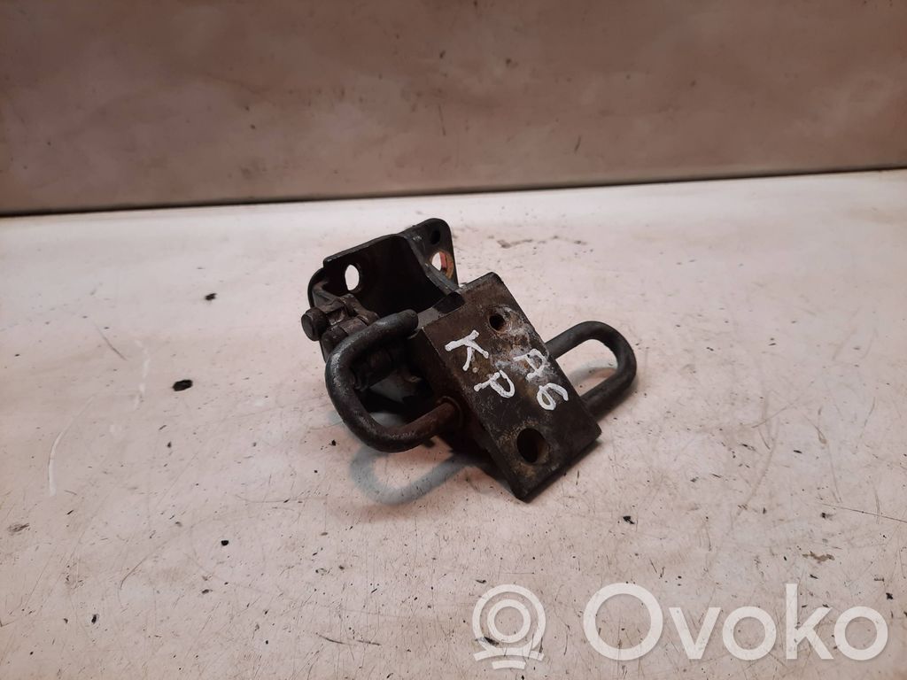Audi A6 S6 C5 4B Передняя нижняя петля 