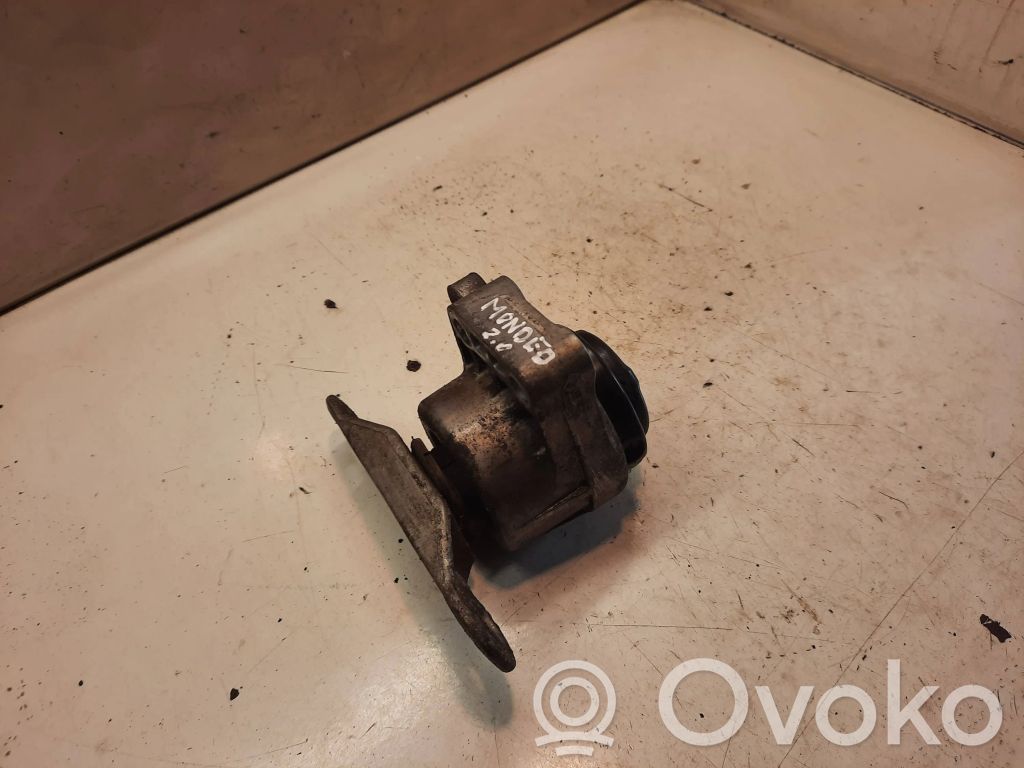 Ford Mondeo Mk III Engine mount bracket 