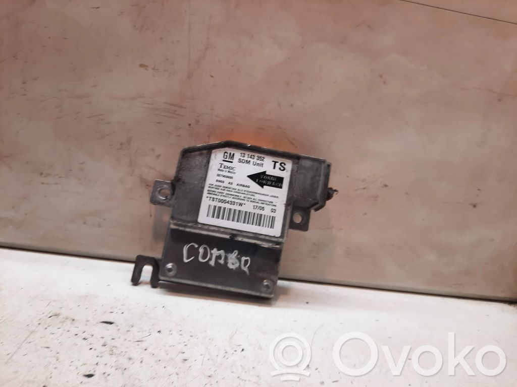 Opel Combo C Airbag control unit/module 